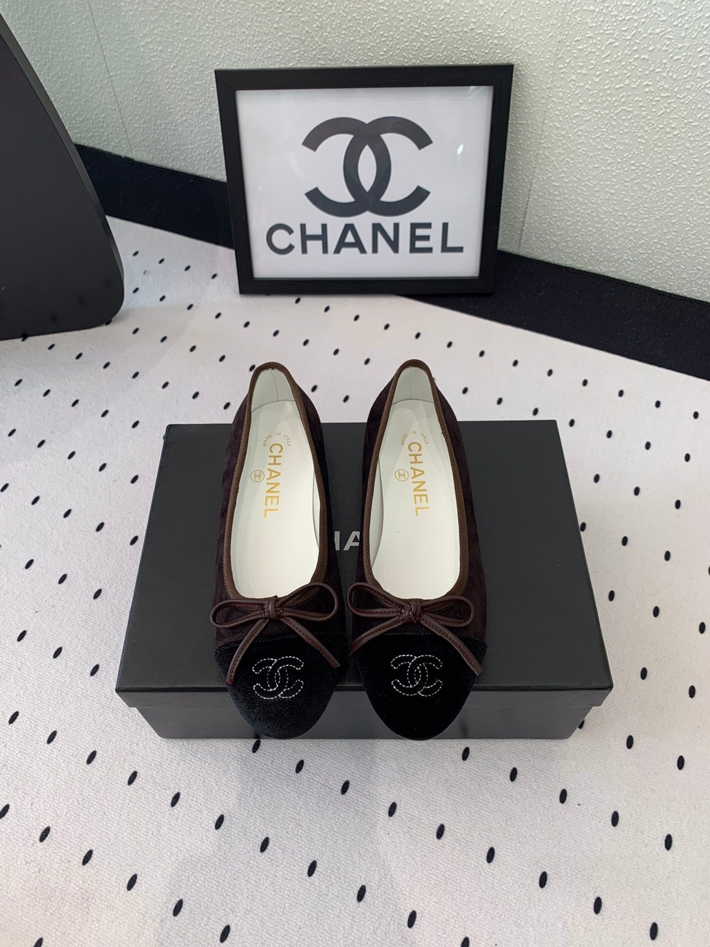 CHANEL BALLET FLAT DARK BROWN MIX BLACK VELVET